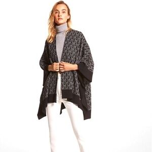 MICHAEL KORS Logo Jacquard Poncho L/XL Black/Bone NWT